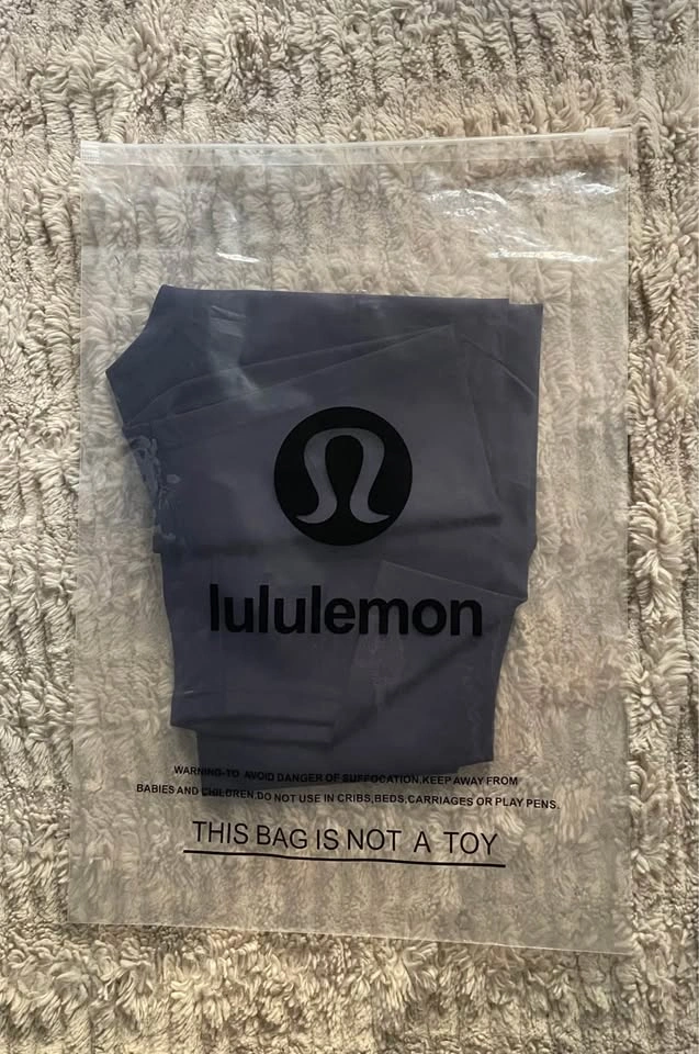 BRAND NEW Lululemon Align shorts 6” - photo 4