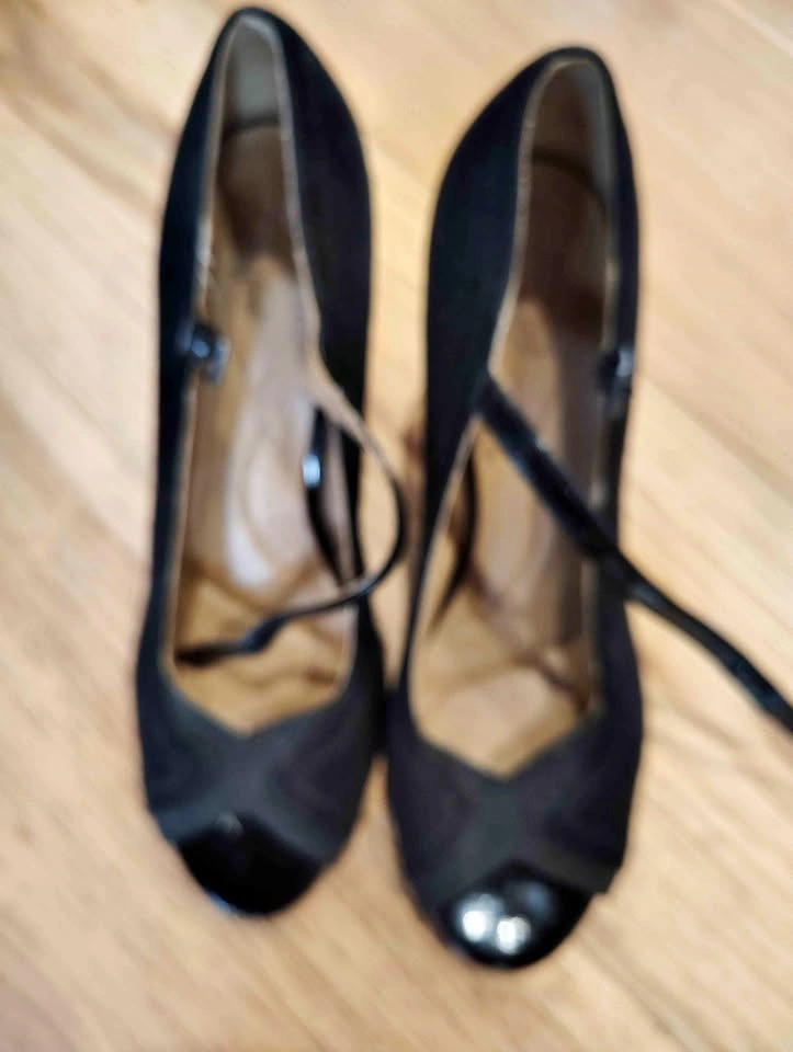 Black heels