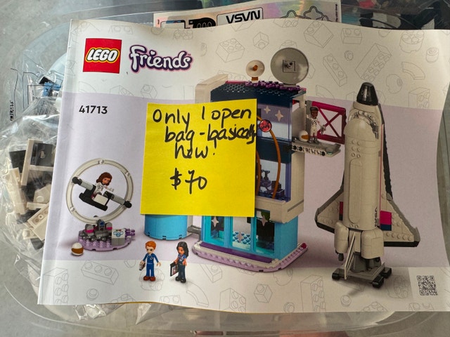 Lego Friends Olivia's Space Academy 41713