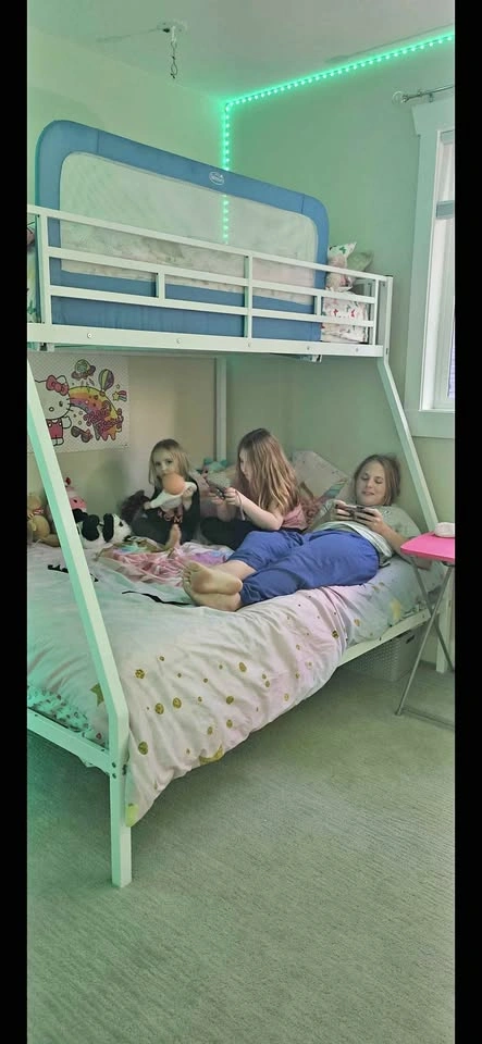 White Metal Twin-over-Full Bunk Bed