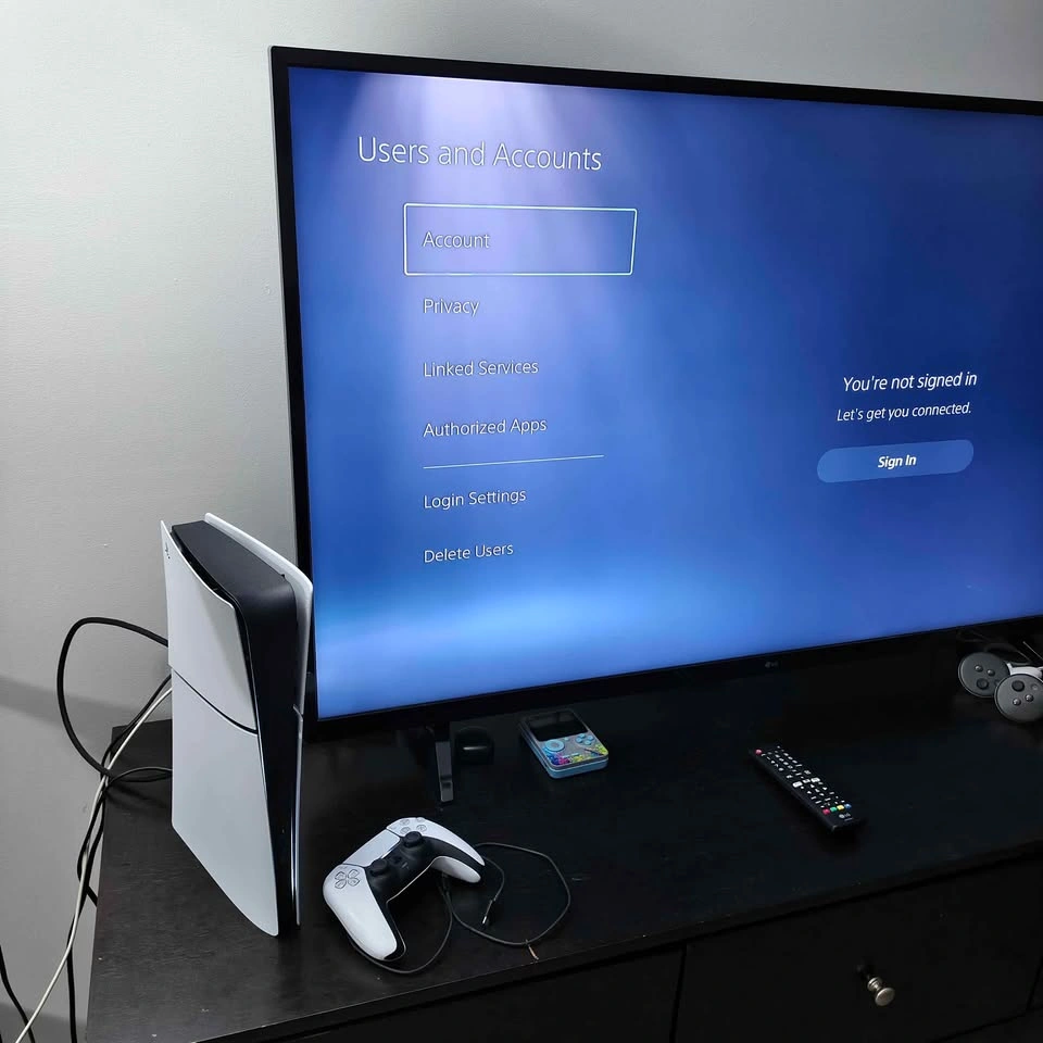PS5 Slim MINT Condition Trade for Gaming PC or MacBook - photo 3