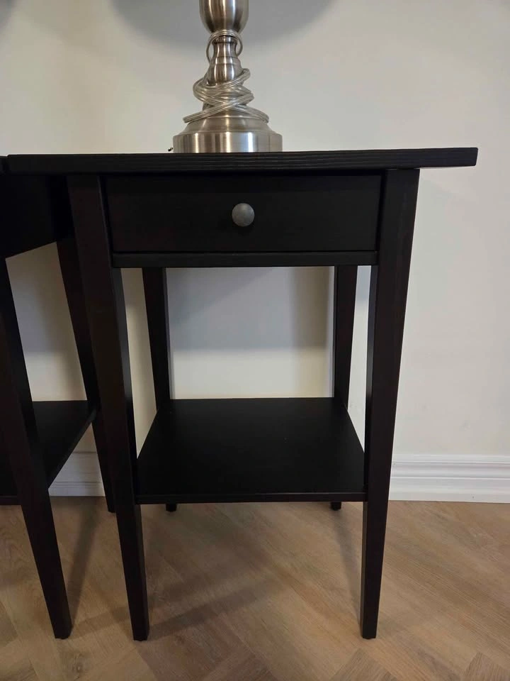 IKEA bedside table + lamps - photo 2