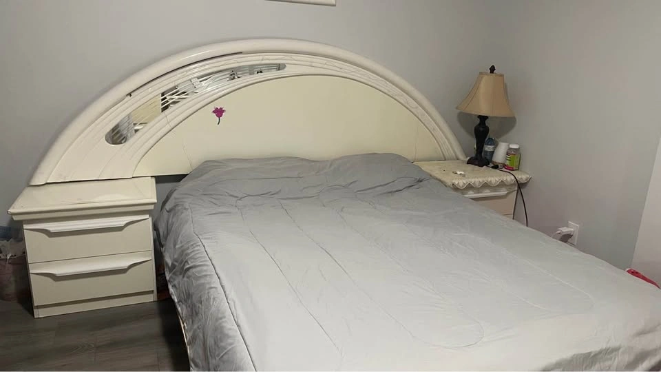 Queen bedroom 5 pcs set - photo 2