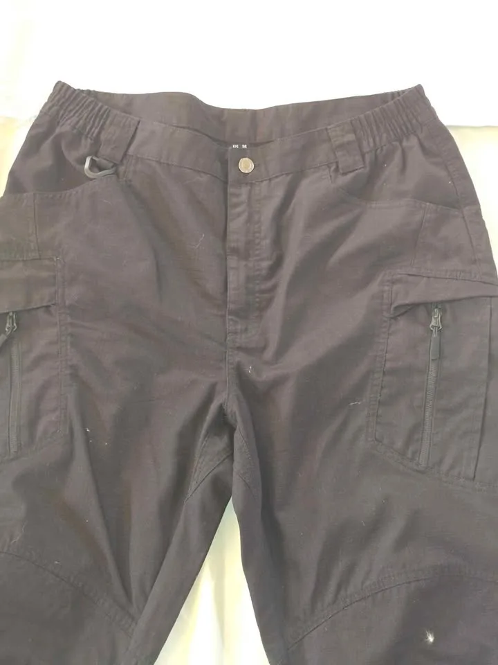 Men’s Black Tactical Pants – Size 36 (2XL) image indicator(2)
