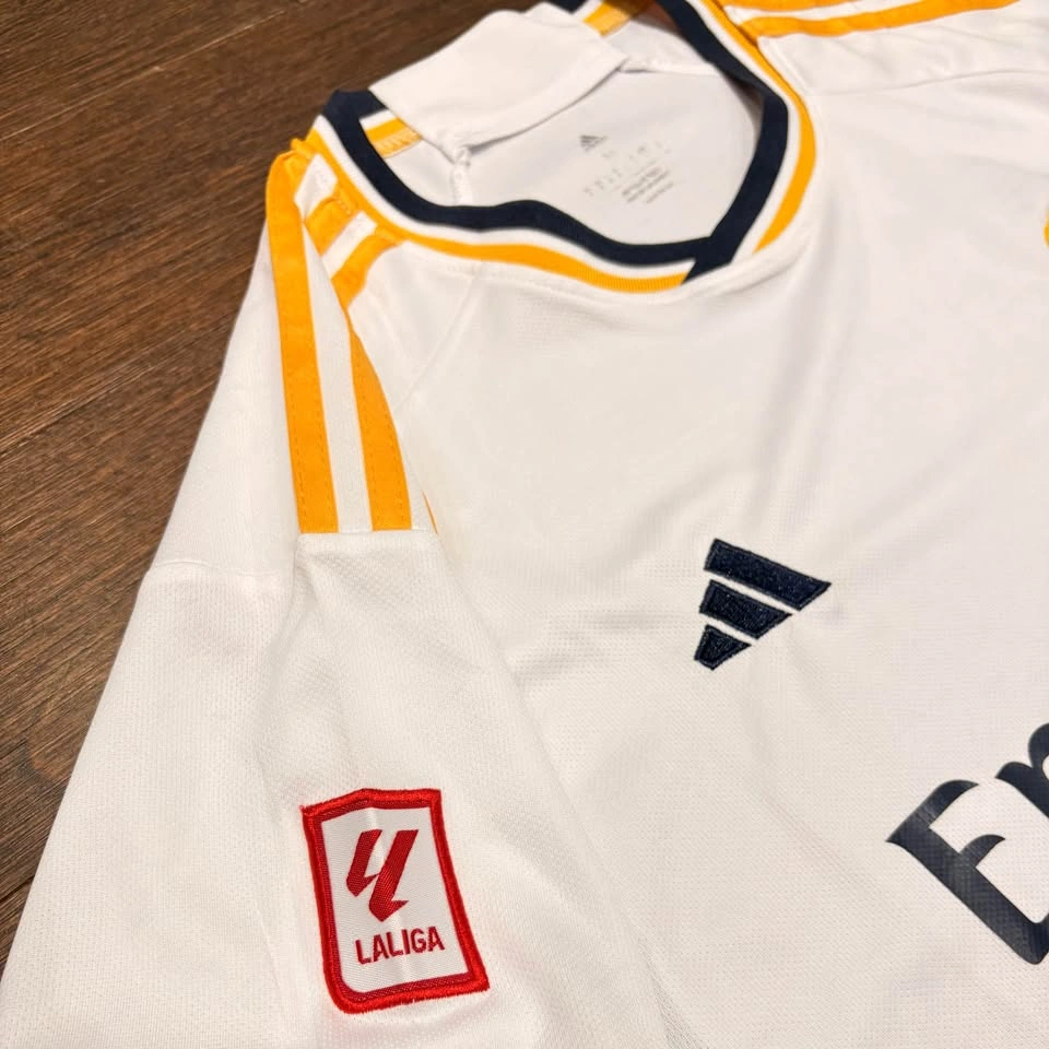 Adidas Real Madrid 23/24 Home Kit - photo 4