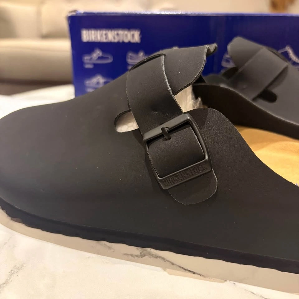 Birkenstock Boston Clogs - Black - Size 42 - photo 2