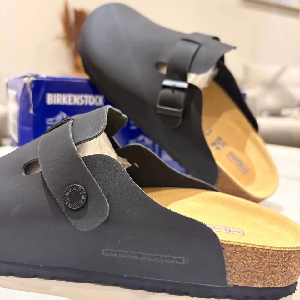 Birkenstock Boston Clogs - Black - Size 42 - photo 5