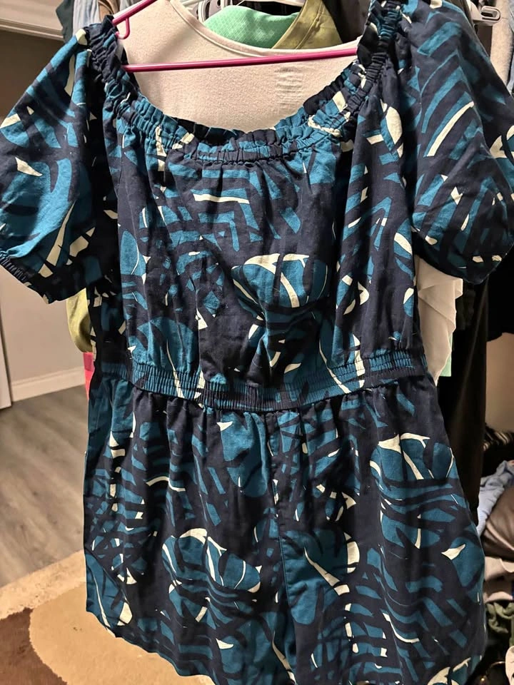 Walmart XL Blue Leaf Print Romper