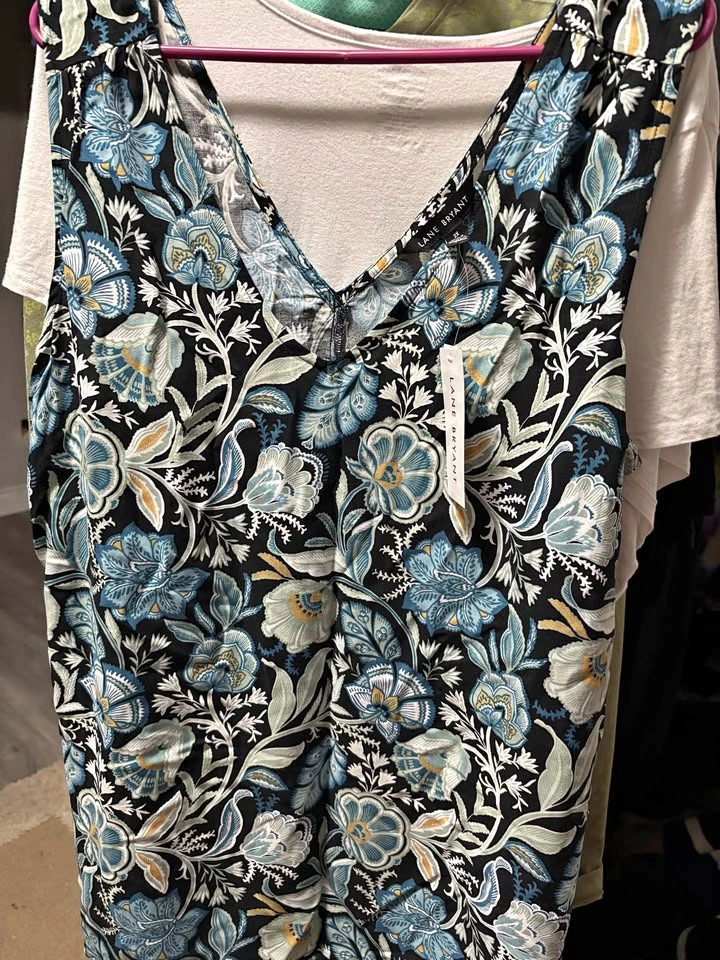 Lane Bryant Floral Deep V Top Size 2X