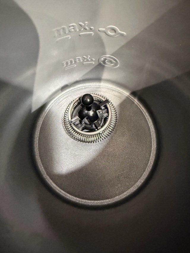 Nespresso Aeroccino 3 Milk Frother - photo 5