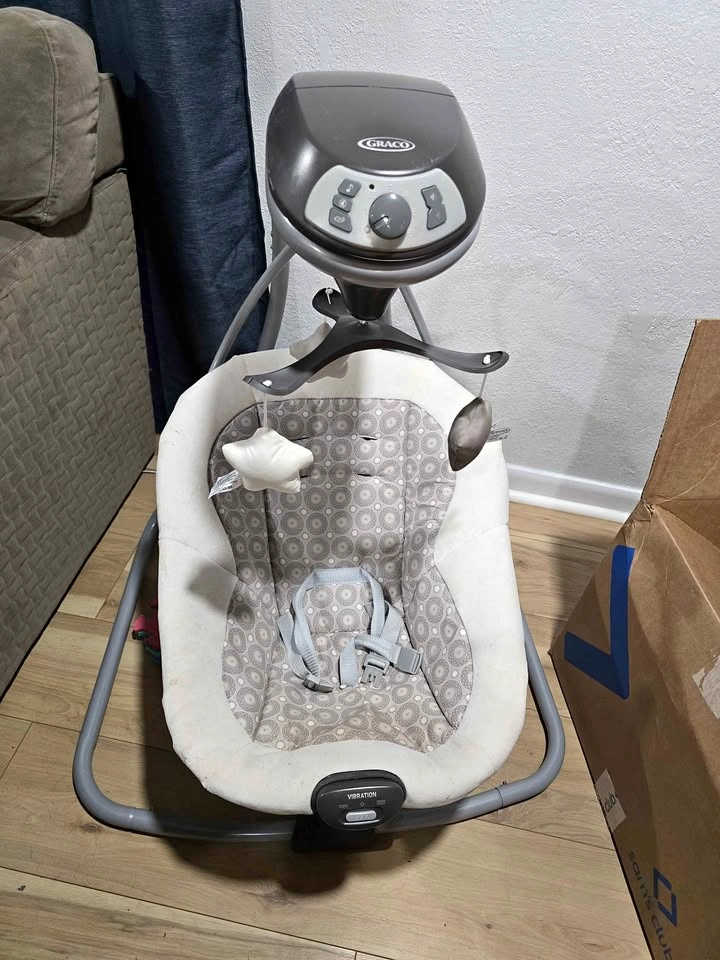 Graco Simple Sway Baby Swing