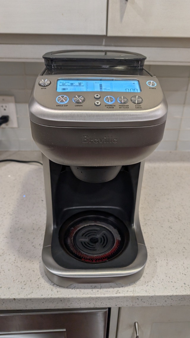 Breville Grind Control Coffee Maker - Great Condition - photo 2