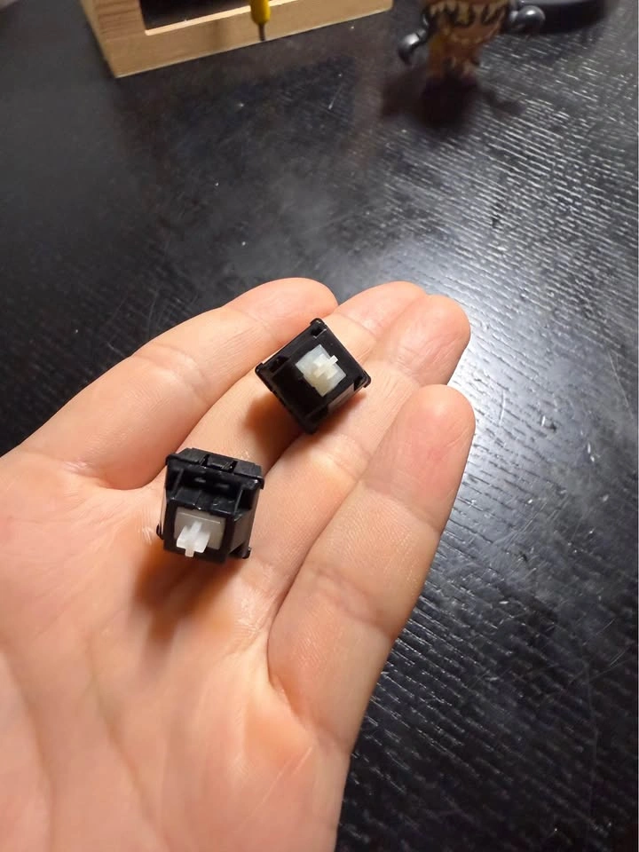 Durock POM switches x90 - photo 2