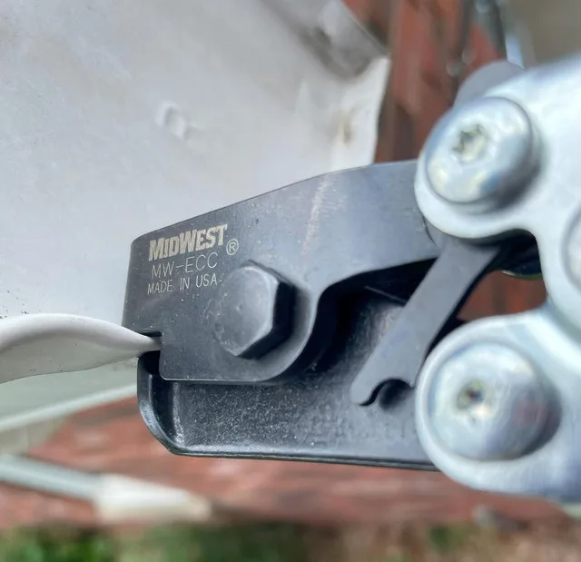 Midwest Gutter End Cap Crimper thumbnail
