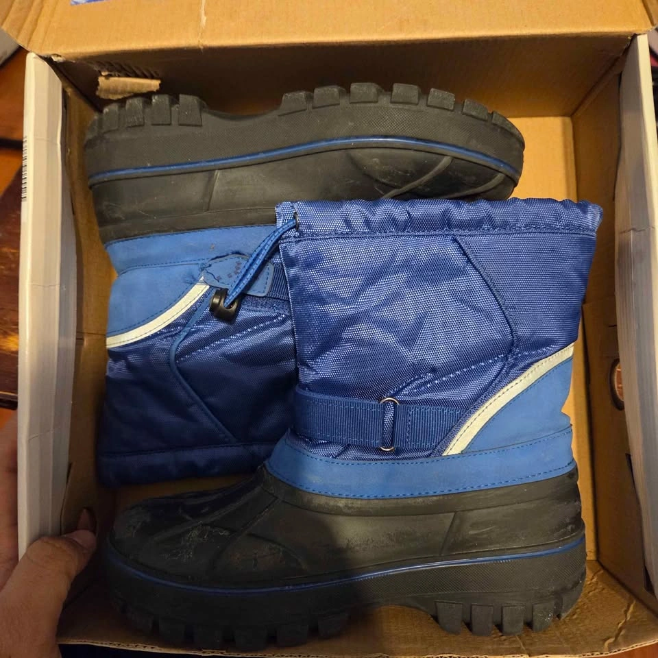 Toddler 2/3 winter boots - photo 3
