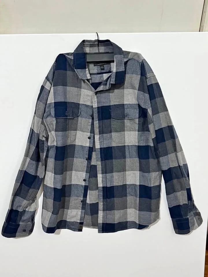 Banana Republic Gingham Flannel Shirt - Size M thumbnail