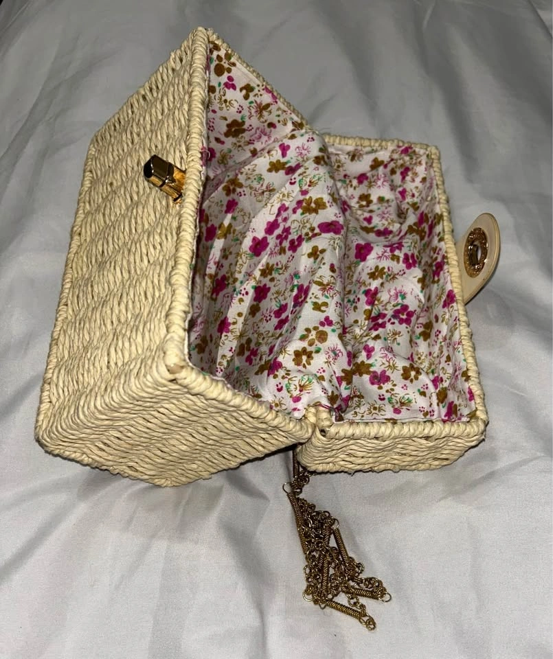 Wicker Handbag Lined in Floral Fabric & Chain Shoulder Strap - photo 2