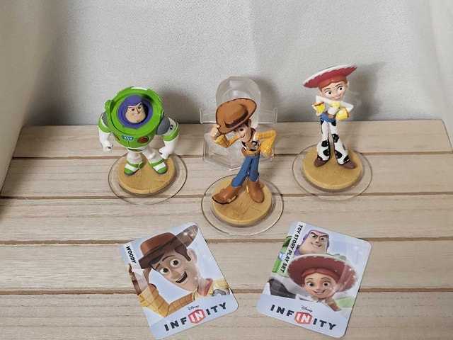 Whole 35+ Figure + More Disney Infinity Collection - photo 3