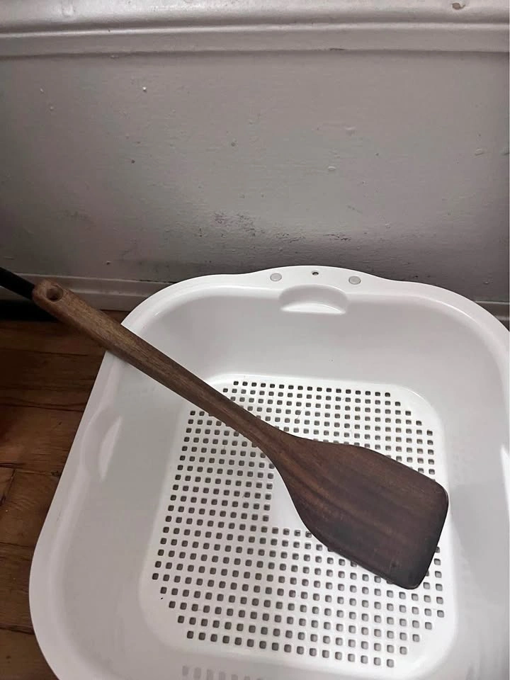 Kitchen & Co. Walnut Spatula