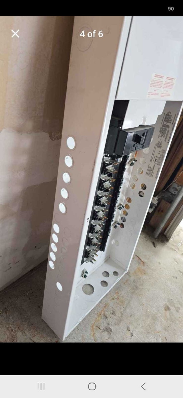 Square D Homeline 200 Amp Load Center 30/60 - photo 4