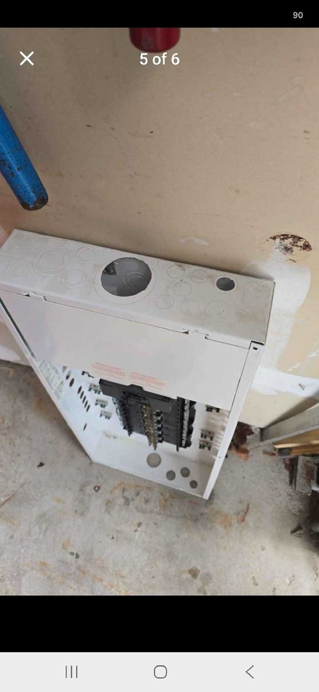 Square D Homeline 200 Amp Load Center 30/60 - photo 5
