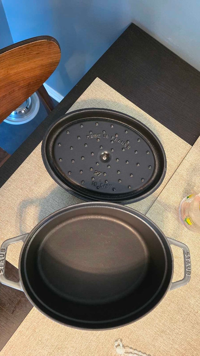 Staub La Cocotte 27cm Oval Enameled Cast Iron Dutch Oven - photo 2