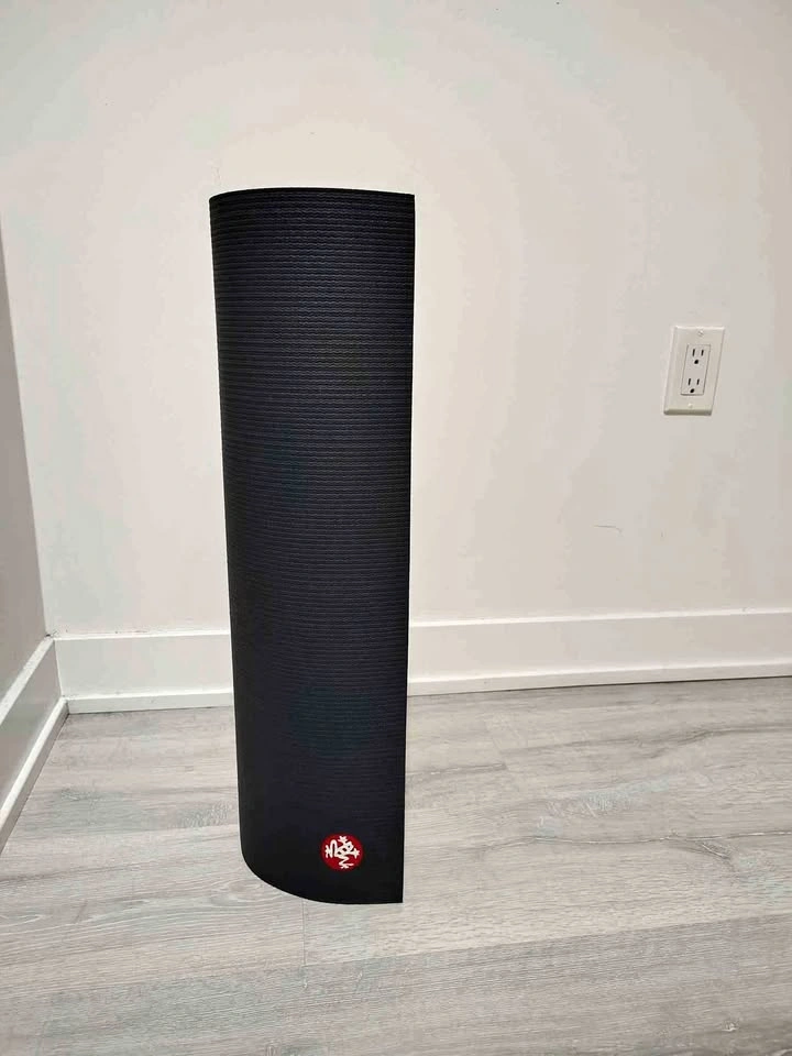 Manduka PRO Yoga Mat Moving out sale