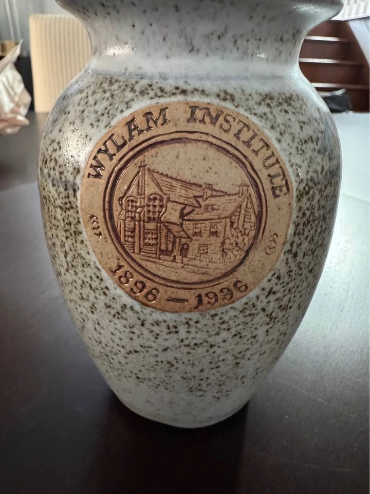 Wylam Institute 1896-1996 Commemorative Pottery Vase - photo 2