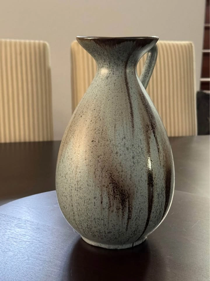 Vintage Blue Mountain Canadian Potter Vase - photo 4