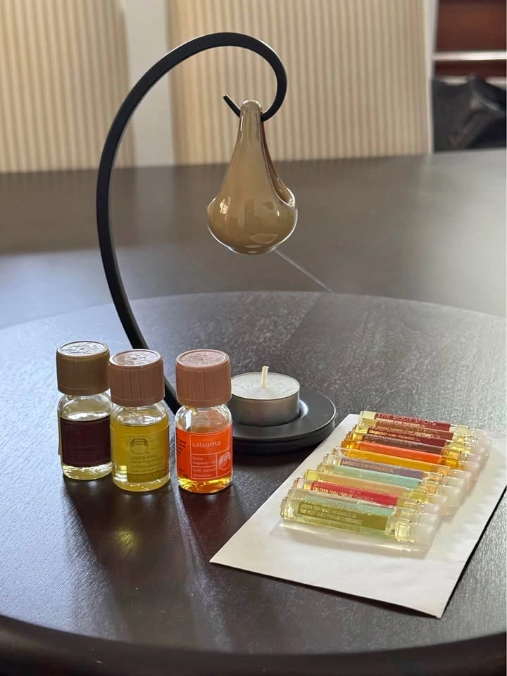 The Body Shop Oil Burner with rare and discontinued Fragrance Oi
