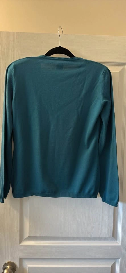 Ladies Kirkland Signature 100% Extrafine Merino Wool V-Neck Swea - photo 3