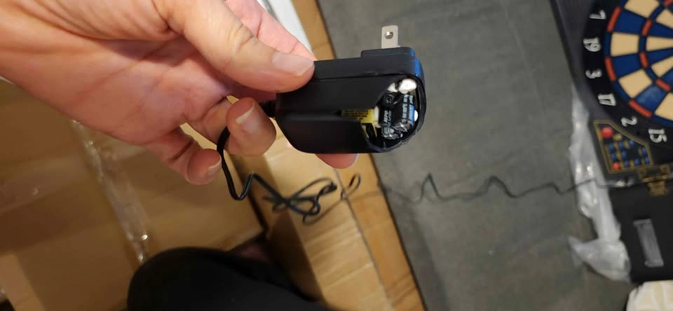 Electronic Dart Board - Damaged but works - photo 3