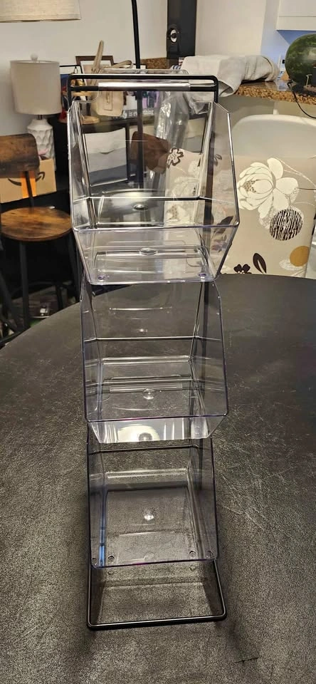 Condiment Display For Food Service Settings