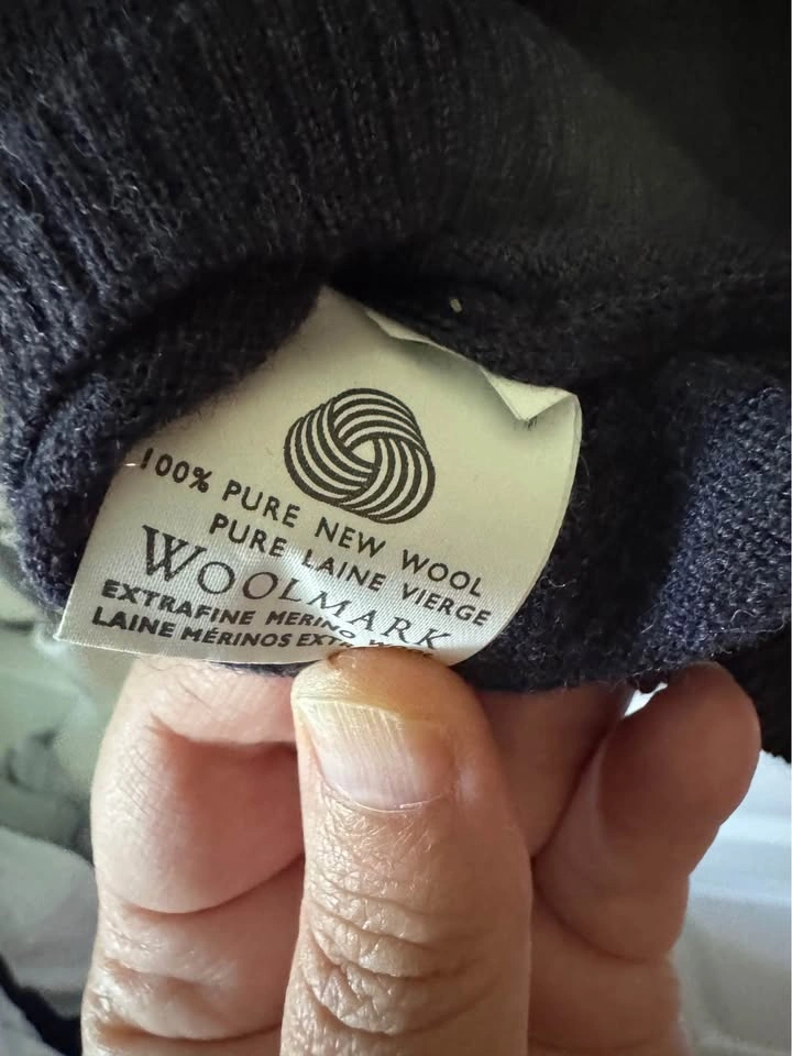 Mens Kirkland Signature 100% Extra Fine Merino Wool Polo Sweater - photo 3