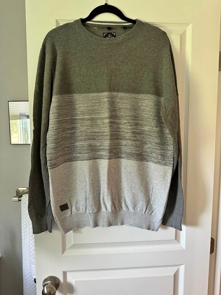 Mens Point Zero Gold Black Label Sweater XL