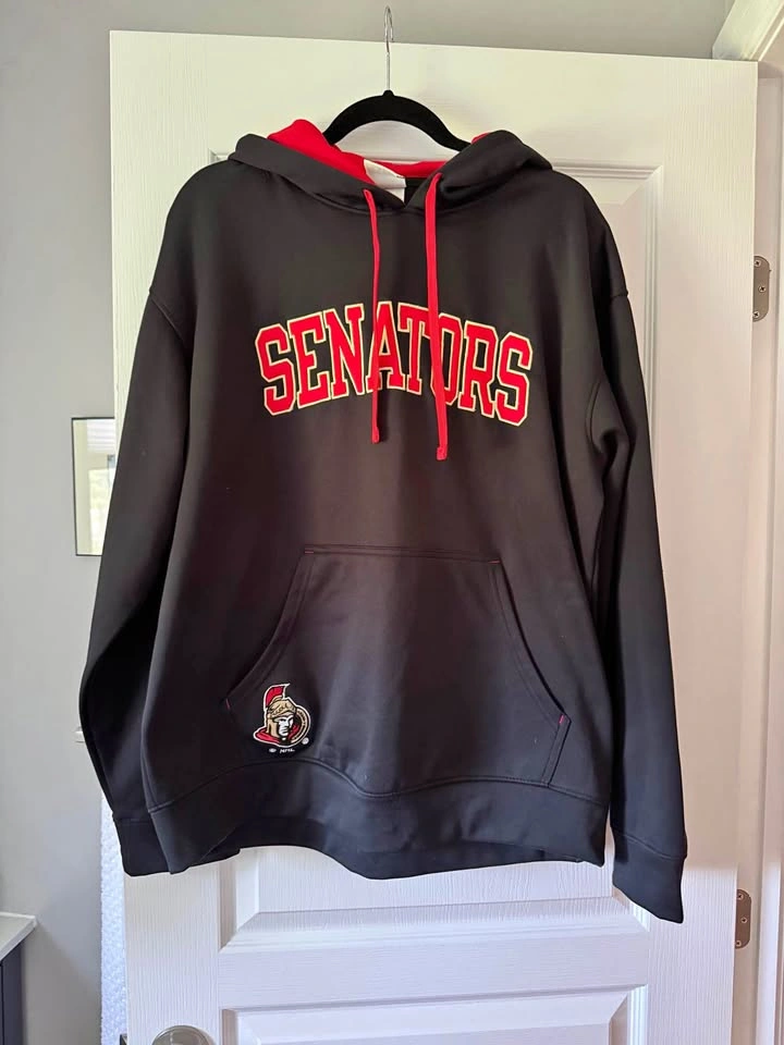 Mens NHL Ottawa Senators Hoodie - Size Large