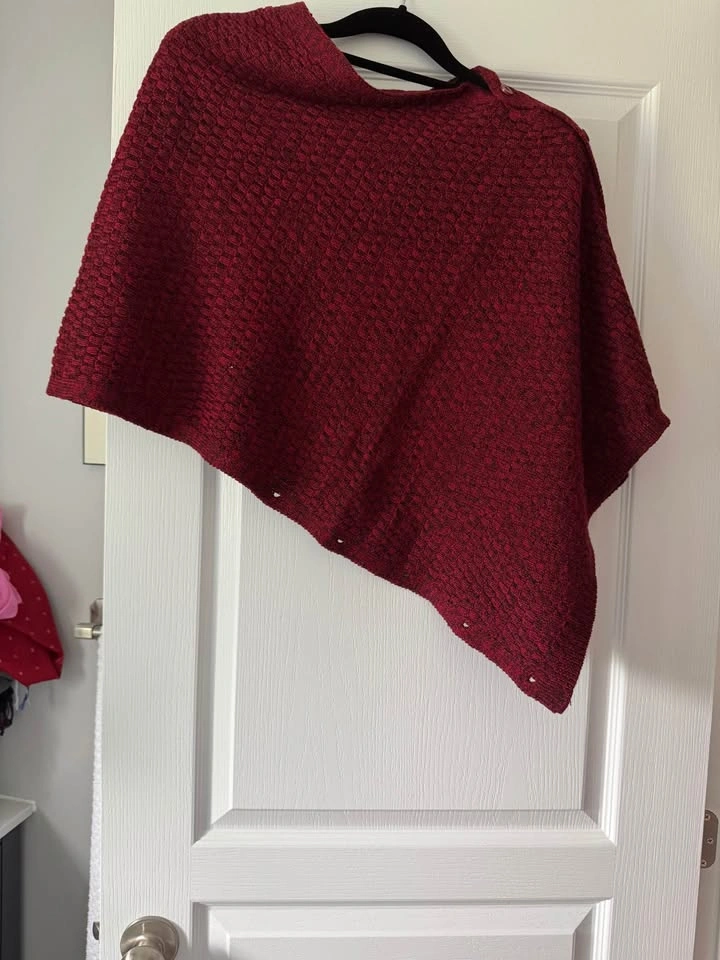 Bench Burgundy & Black Convertible Poncho Cardigan - One Size - photo 2