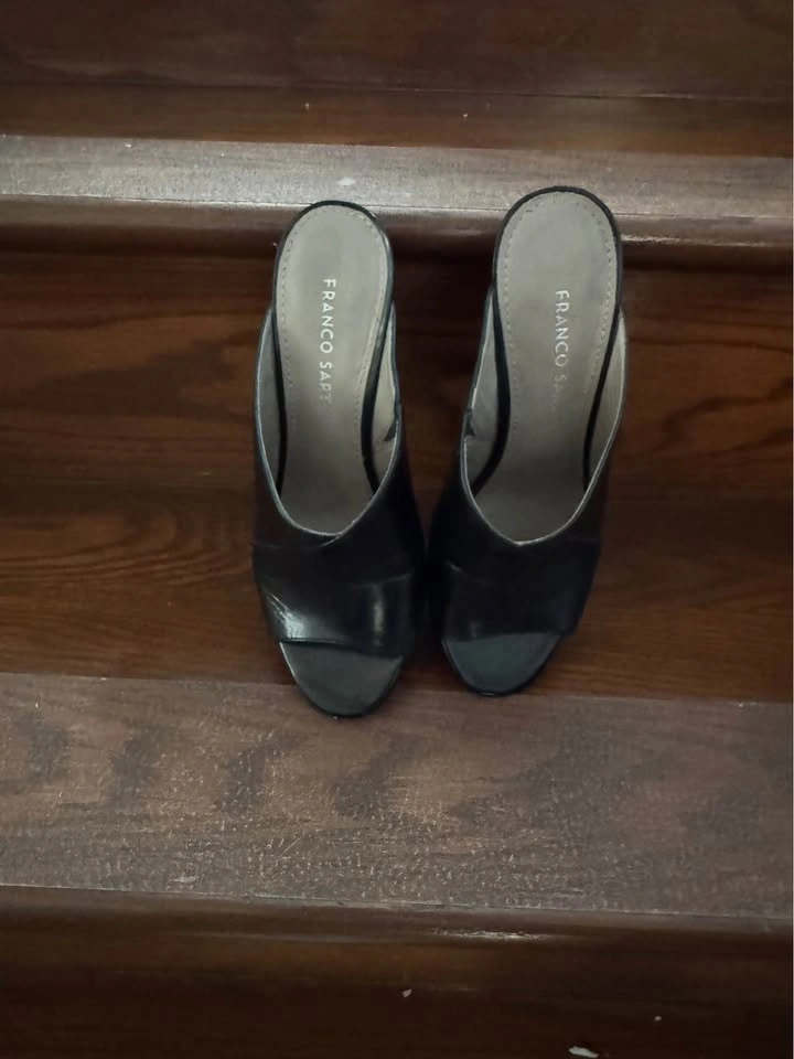 Franco Sarto Black Leather Wedge Mules Size 7.5 - photo 3