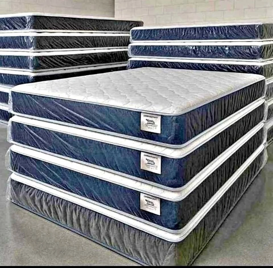 QUEEN MATTRESS