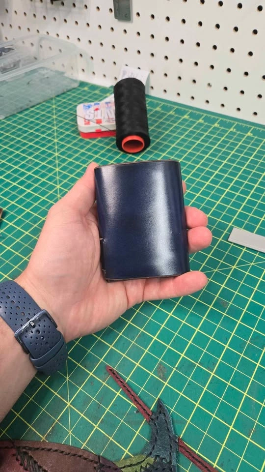 Folding Style Stitchless Wallet - photo 2