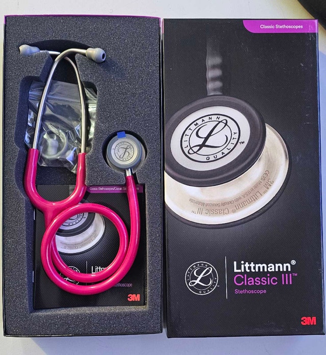 New 3M Littmann Classic III Monitoring Stethoscope, 5633 - photo 2