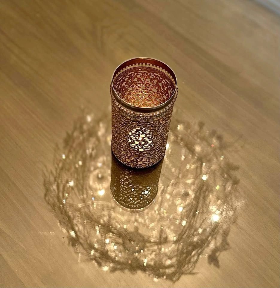 Beautiful Vintage Candle Holder - photo 2