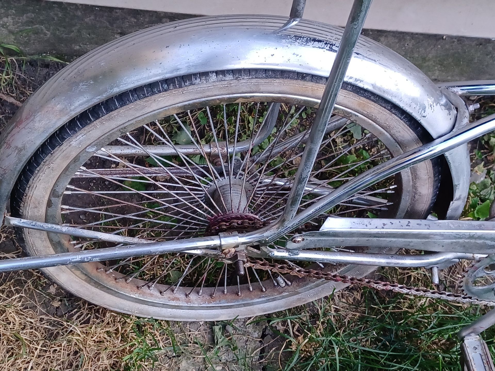 Retro 20 in lowrider bike complete and regreased solid - photo 3