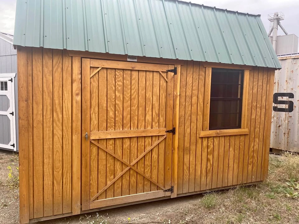 8’ x 12’ Lofted Barn / Storage shed