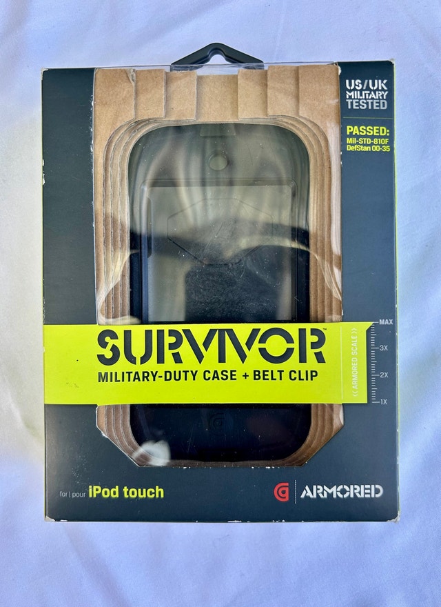 Apple iPod touch 16GB with Protective Case - photo 5