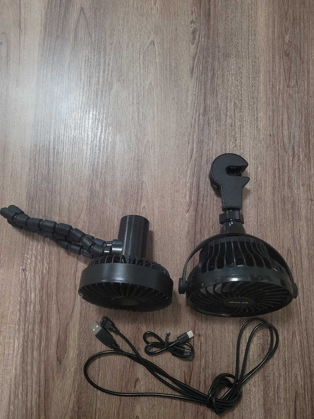 1 Opolar and 1 Generic Portable Fan