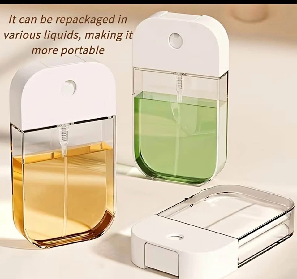 Portable travel spray bottles
