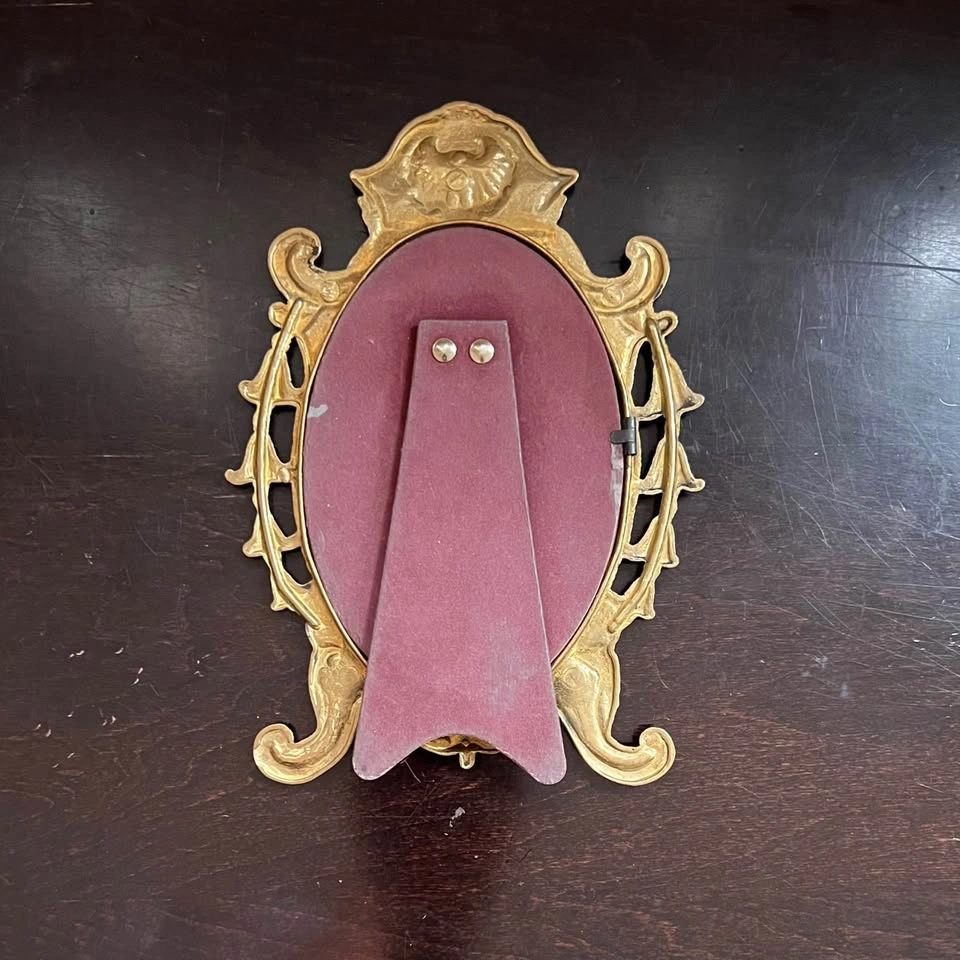 Vintage Brass Photo Frame , Ornate Tabletop Decor - photo 3