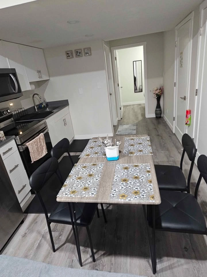 5-Piece Rectangular Dining Set - photo 3
