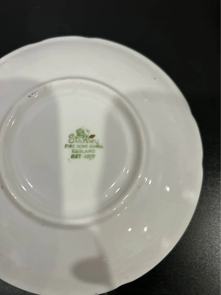 Duchess & Stanley fine bone china 20 piece set - photo 4